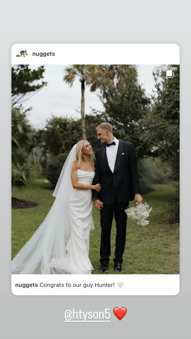 开云下载-布劳恩转发掘金官方动态，祝福队友亨特-泰森新婚快乐