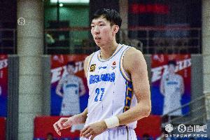 开云APP-打好最后一轮！北京男篮痛失好局 周琦眼伤成冲击四强 “拦路虎”
